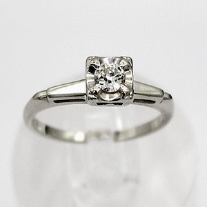 14K White Gold Diamond Solitaire Ring( Size 5 )