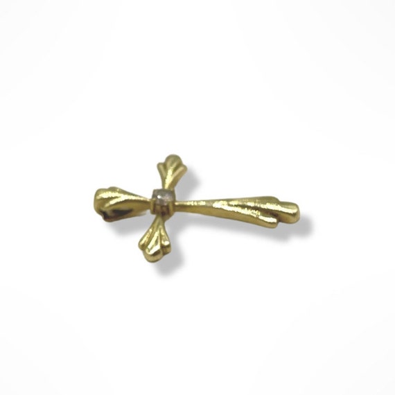 10k Gold Cross Pendant with Solitaire Diamond - image 3