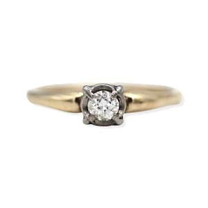 Vintage 14K Gold Solitaire Diamond Engagement Ring (size 7.75)