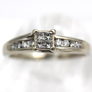 14k White gold princess Cut Center Diamonds w/ Round Cut Diamond Adorned Band Size 9.5