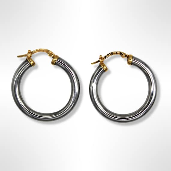 18k Gold Milor Hoop Earrings 8 Grams - image 1