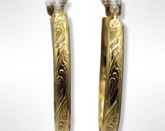 Pendientes de aro clásicos de filigrana de oro amarillo de 18 quilates