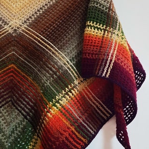 Hiedra Triangle Wrap Crochet Pattern Instant PDF download, English, Wrap, Shawl, Ruana image 2