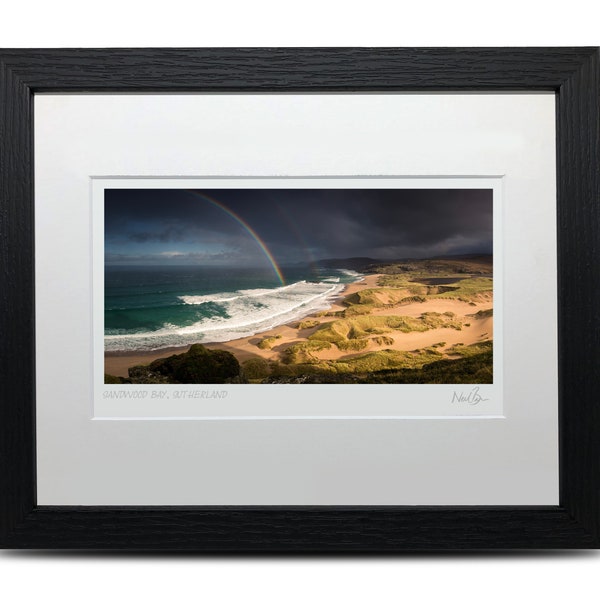 Sandwood Bay (Bàgh Seannabhad) Cape Wrath Sutherland Scotland - A5 (10" x 8") Framed Scottish Fine Art Photo Print by Neil Barr