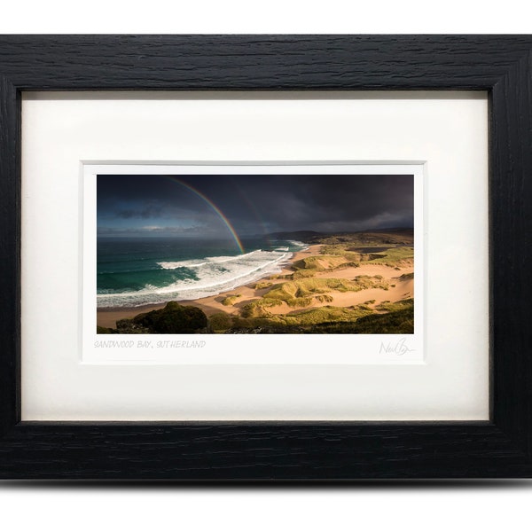 Sandwood Bay (Bàgh Seannabhad) Cape Wrath Sutherland Scotland - A6 (7" x 5") Framed Scottish Fine Art Photo Print by Neil Barr