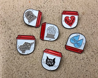 Emo Capsules [emaille pinnen]