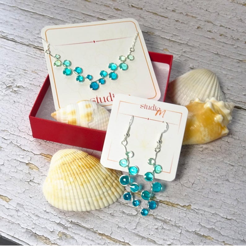 Turquoise Ocean Wave Jewelry Set Handmade Resin Necklace Earring Collection Teal Beach Accessory Women Cruise Travel Essential Lightweight Comfortable Wear Stained Glass Design Coastal Style Perfect Vacation Gift Ocean Lover Present Summer