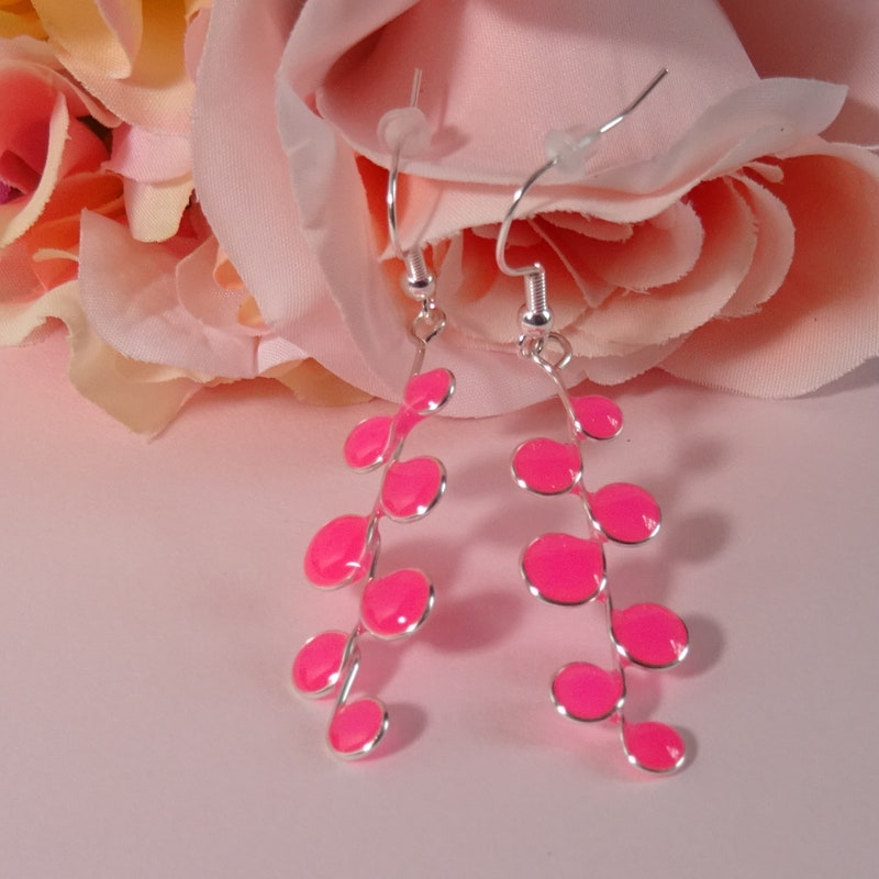 Hot Pink Lip Earring main image 1