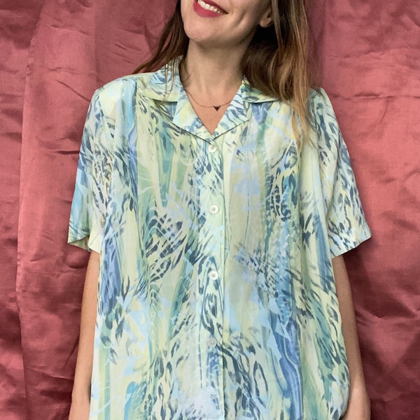 Vintage oversized green 90s blouse with print