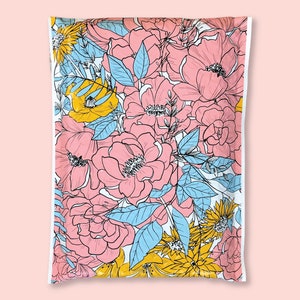 Bubble Mailer 6x9.75 - Bloom Floral - Cute Spring Summer Padded Mailer - 10ct 25ct 50ct 100ct 200ct - Shipping Bags - Free Shipping