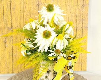 Bumble Bee Floral Arrangement: Daisy Centerpiece in Bee Garden Mug