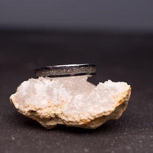 Memorial Ring -Visible Ash- Ash Only- Cremains- Memory ring, Keepsake made with Cremation Ash- Waterproof image 4