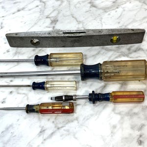 Vintage Craftsman USA Lot Of 6 Tools You get 5 Screwdrivers  + Small Metal Level