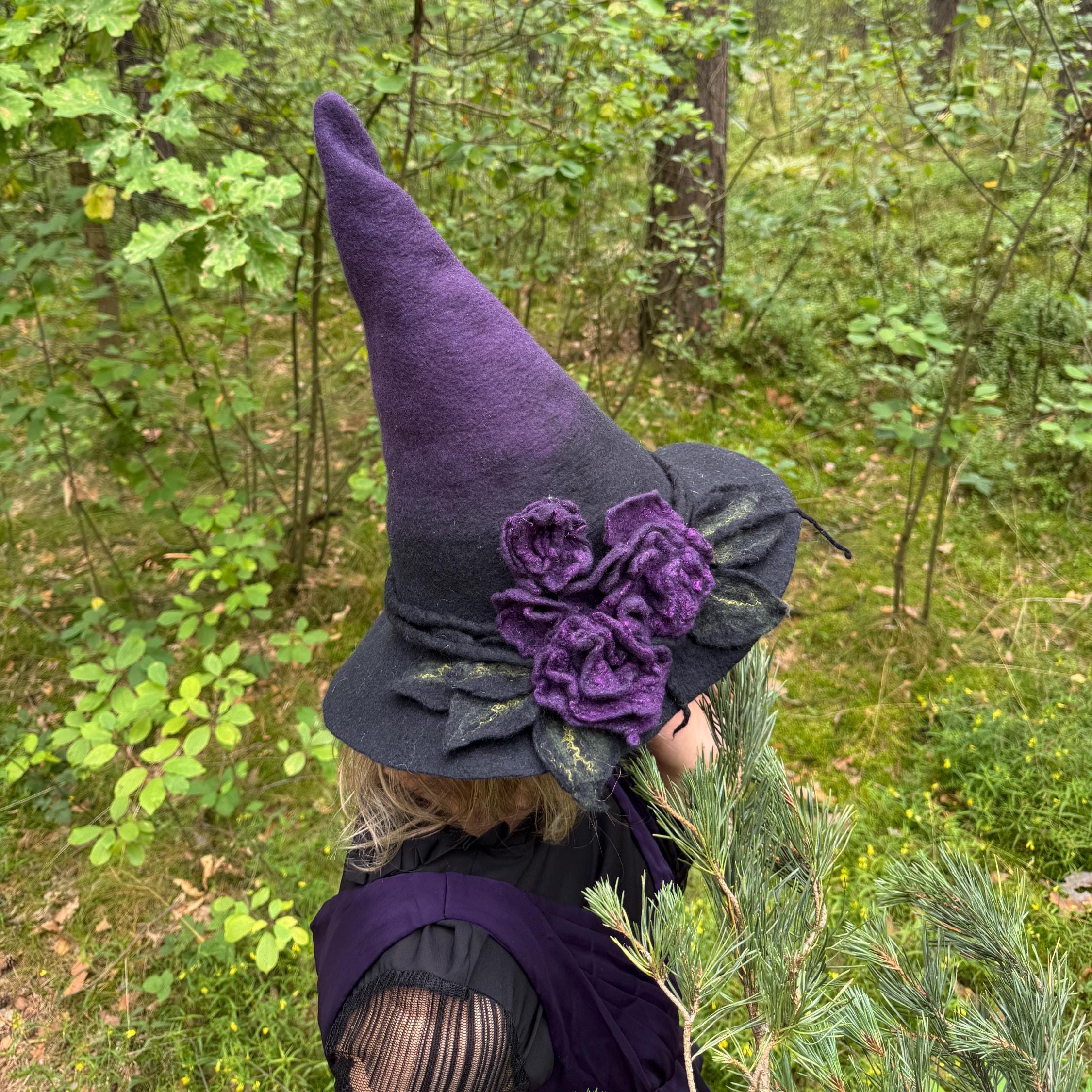 Vintage Purple Velvet With Mesh Witch Hat for Women Halloween Costume Accessory Mesh Purple Glitter Witch Hat Felt Black Bat Wizard Hats  main image 4