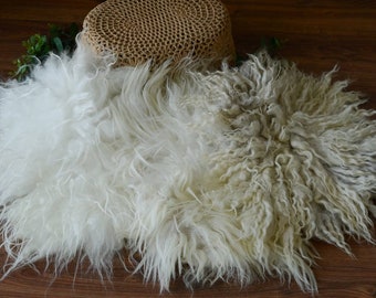 Neborn photo prop, Curly Round white off Felted Blanket, Newborn Photography Props
