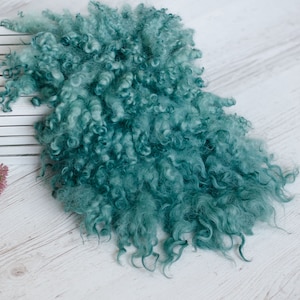 Capa rizada para recién nacidos, accesorios para fotos de bebés, manta de lana color crema y blanco, relleno de cesta de piel