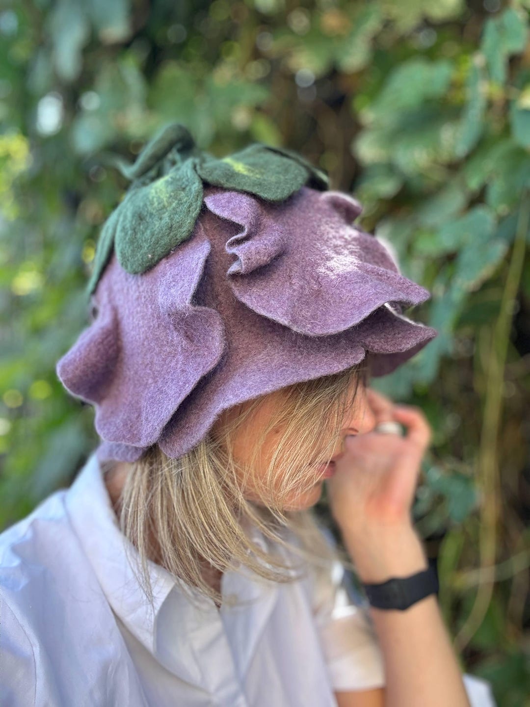 パープルフェルトサウナハット、ハンドメイドウールフラワースパハット