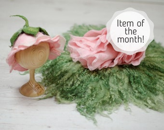 Felted baby girl hat, newborn wool phoho props, studio photography props, flower bonnet