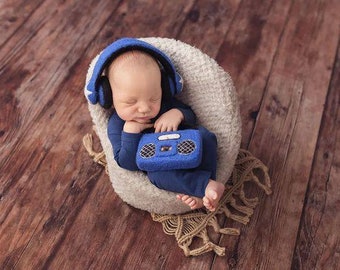Newborn felted record player & headphones, baby photo props, newborn photo prop