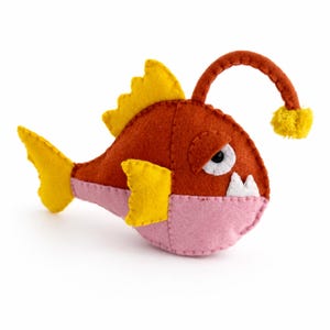 Angler Fisch Filztier Schnittmuster: Lustiges Plüschtier (PDF-Muster)