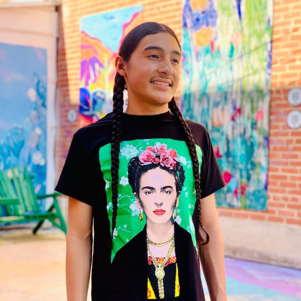 Traditional Mexican Frida Kahlo Unisex Adult T-Shirt - A Tribute to an Iconic Artist