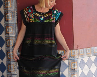 Mexican Dress on Loom One Size Vestido Telar (Black Multi)