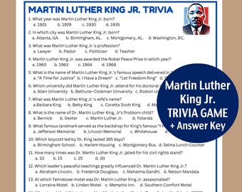 Può includere: Un foglio di gioco a quiz su Martin Luther King Jr. con domande a scelta multipla. Il gioco include domande sulla sua vita, i suoi discorsi e la sua eredità. Un ritratto di Martin Luther King Jr. è nell'angolo in alto a destra. Una grafica circolare con il titolo del gioco e "+ Chiave di risposta" è a destra.
