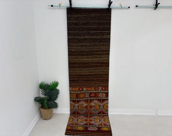 Tappeto da corridoio Kilim a righe: tappeto turco vintage in lana da 2 x 7 piedi