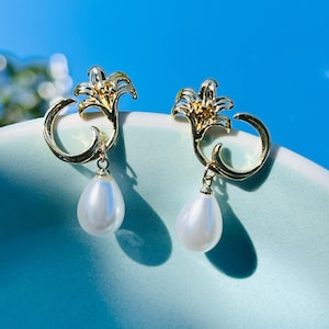 Elegant Golden Lily Flowers with Teardrop Pearls Dangled Studded Earrings Jewelry, Handmade Earrings, Gift for Her, Lily Earrings
