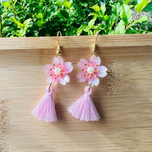 Japanese Cherry Blossom Pink Sakura Flower with Pink Tassels Dangled Drop Earrings,  Handmade Earrings, Aesthetic Earrings, Gift For Her