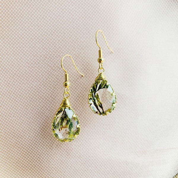 Resin Pressed Real Green Leaves Diamond Cut Teardrop Dangled Drop Earrings, Handmade Earrings, Botanical Earrings