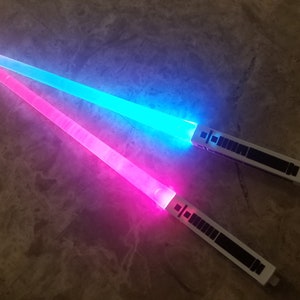 Le bacchette di spada laser illuminano Star Wars Led Glowing Light