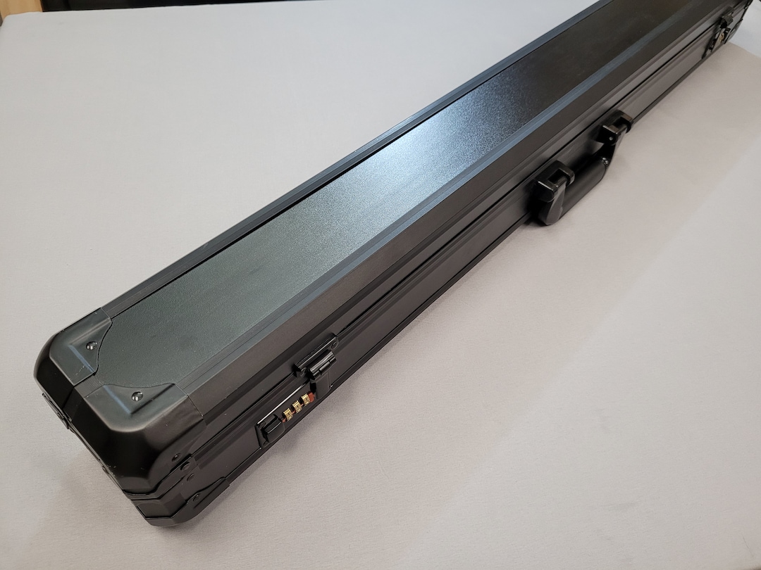 Lightsaber Sword Hard Carry Case Holds up to 3 Sabers With 3 Blades 39