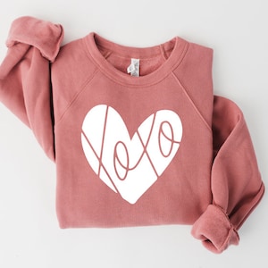 XOXO Heart Sweatshirt - Valentine's Day Sweatshirt - XOXO Sweatshirt - Bella Canvas Sweatshirt - Love Sweatshirt - Love sweatshirt -Xoxo tee