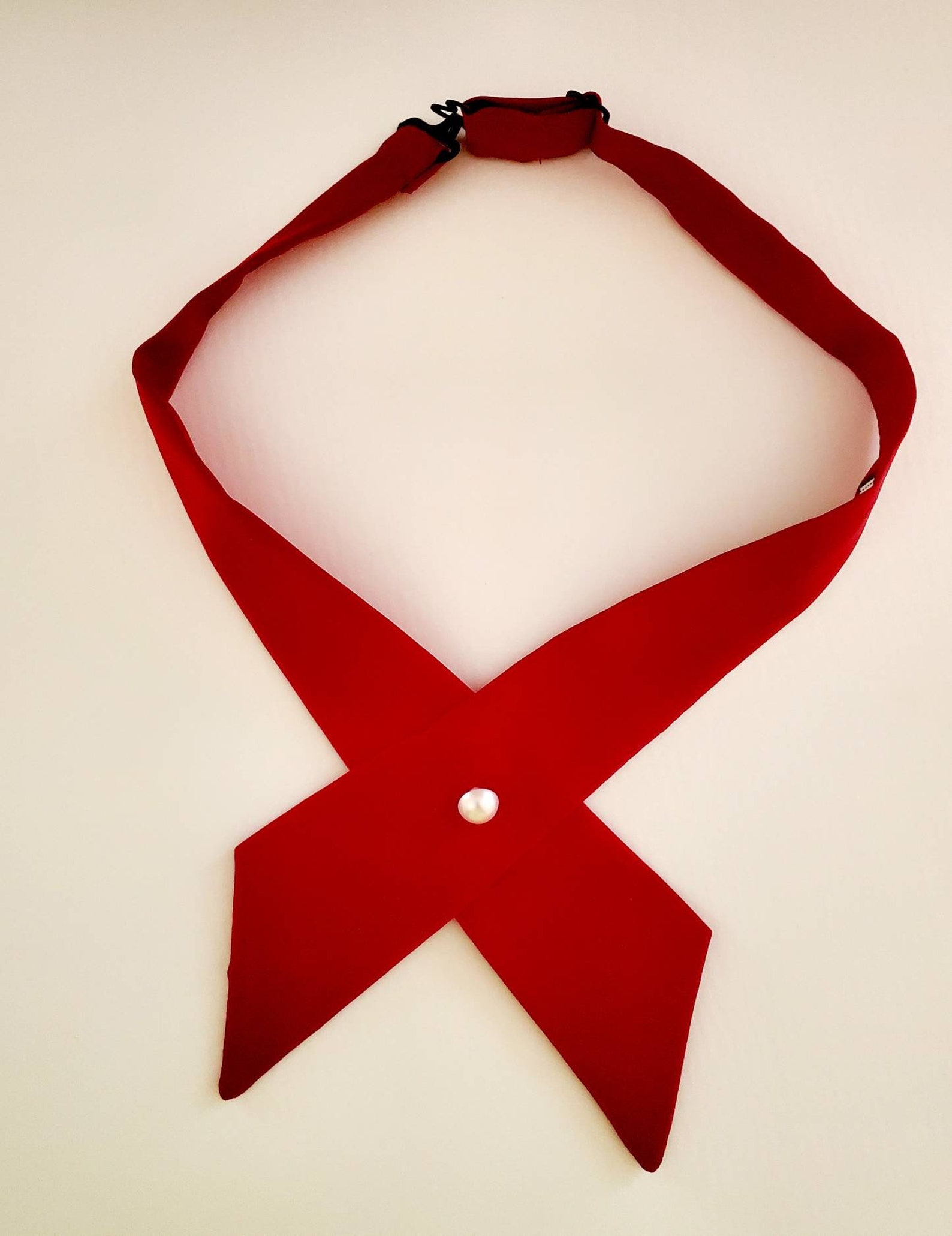 criss cross bowtie