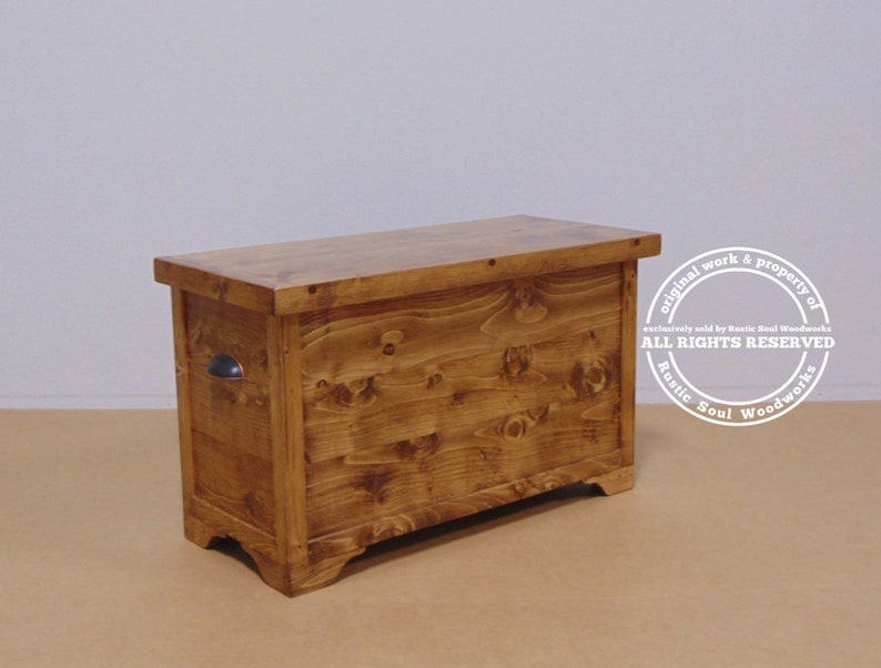 Cedarlined Blanket Chest for foot of bed entryway storage Etsy Italia