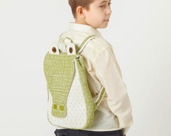 Toddler backpack tutorial, Alligator backpack pattern, sewing Kindergarten rucksack pdf