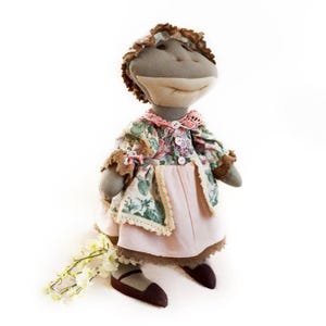 Stand with Ukraine. Pray for Ukraine. Frog animal digital pattern PDF  Fabric doll pattern Sewing doll instruction Vintage toy