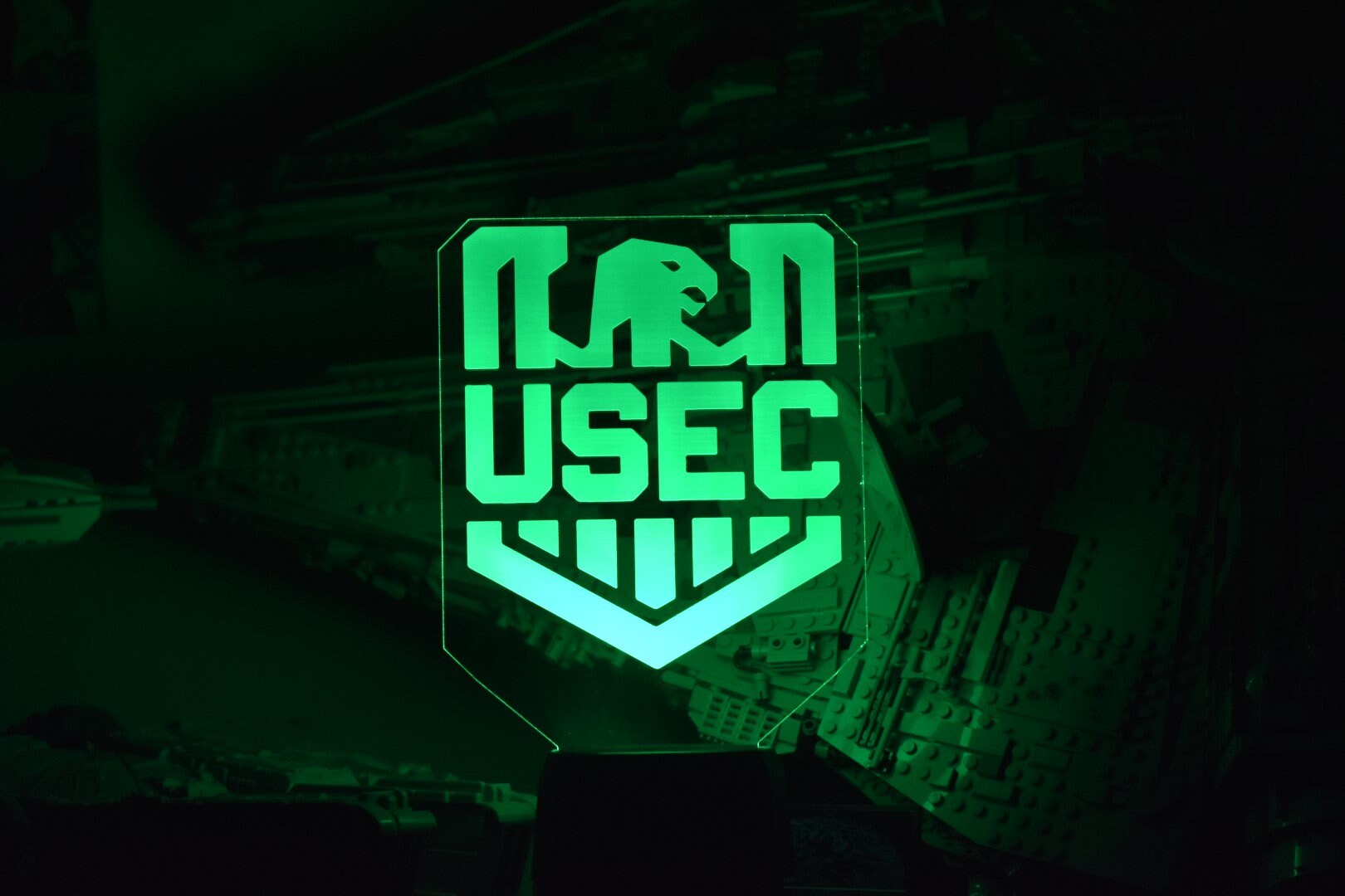 Ключ от склада usec. Жетон usec тарков. crazy 2 geometry dash. crazy time геометрии даш. crazy превью геометри даш.