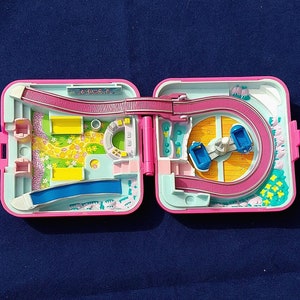 1989 Polly Pocket Polly&#39;s World Fun Fair Compact only Miniature doll Playset Vintage Bluebird toys Pollyville Purple square case