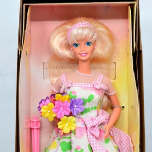 1996 Spring Petals Barbie Doll:  NIB
