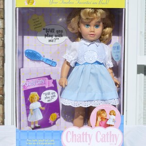Chatty Cathy talking doll Classic Collection 2001 Mattel Reproduction New in Sealed box Says 8 original phrases 14 Blonde hair 2000s