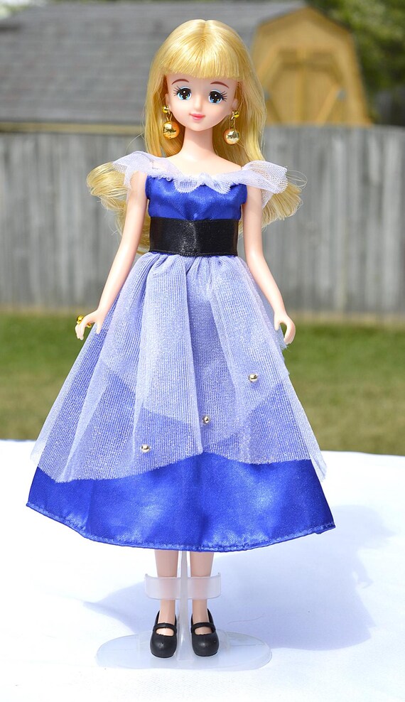 希少 F-04C 3台セット Pinky Girls 富士通 ガラケー ジャンク 1998 Takara Jenny Calendar Girl Doll: March Anemone Flower - Etsy