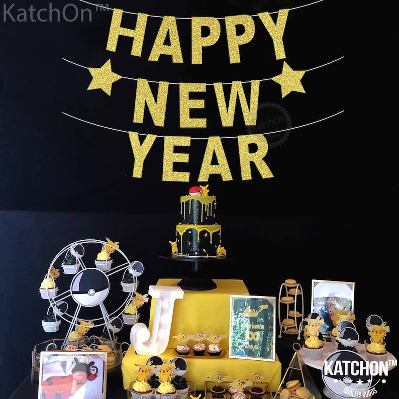 Happy New Year Glitter Banner \u2013 Real Glitter Star NYE Banner Gold Paper Glitter Hanging Banner Sign New Year Decorations No DIY Required