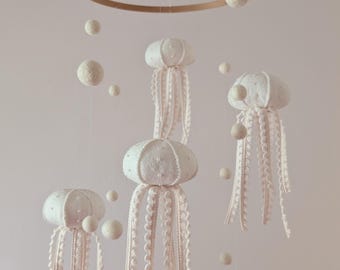 Neutral Ocean baby mobile, sea themed nursery, baby mobile with jellyfish, octopus crib mobile, dolphin cot mobile, sea life gift, baby gift