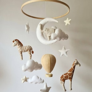 Day dreamer, gender neutral Safari baby mobile, safari crib mobile, jungle cot mobile, nursery mobile with giraffe, safari cot mobile image 1