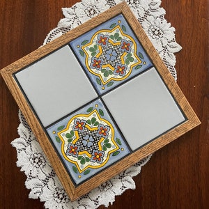 Trivet Handcrafted Oak Wood Frame - 10.5"x10.5" (outside dim) with 4" Mexican Ceramic Tile (hand-painted)