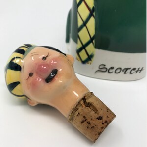 1960&#39;s Scotsman Scotch Bottle & Decanter