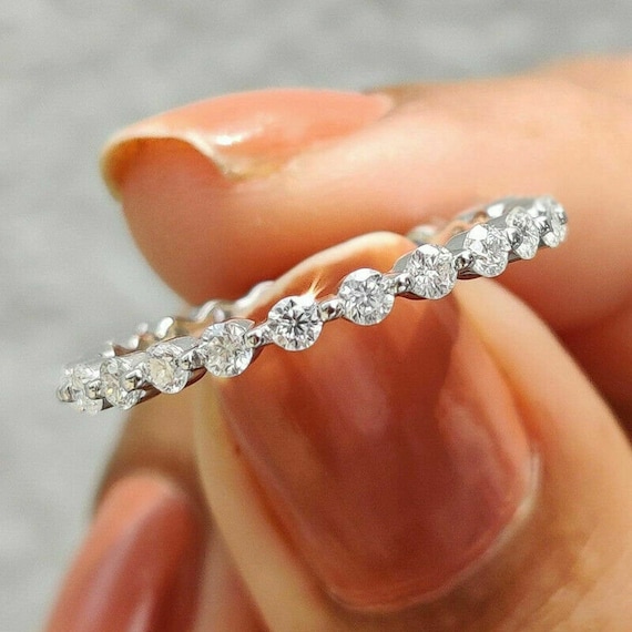 Black Friday Jewellery & Engagement Rings 2024 | Diamonds Factory