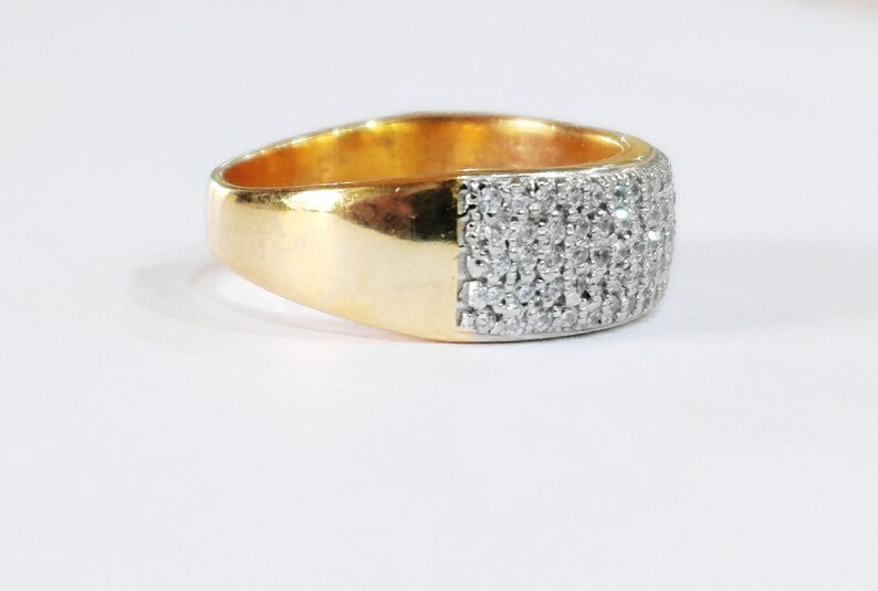 Men/'s 14K Yellow Gold Finish Round Diamond Engagement Wedding Pinky Band Ring